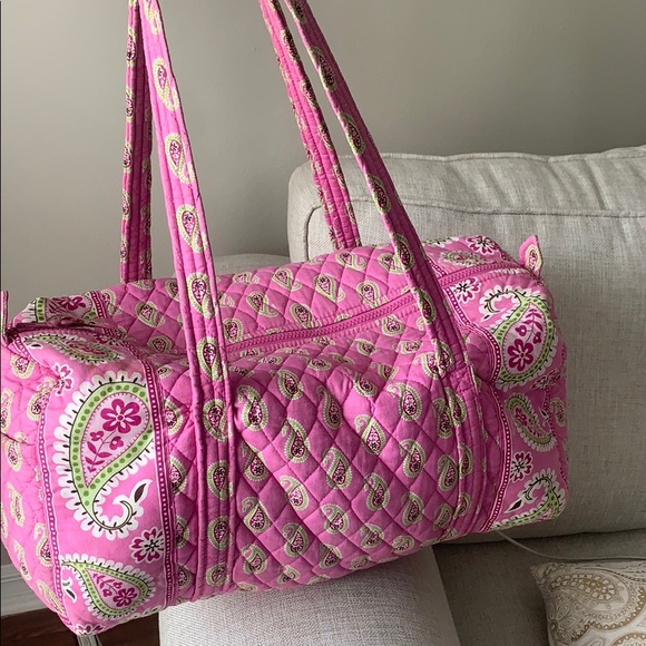 vera bradley pink duffle bag